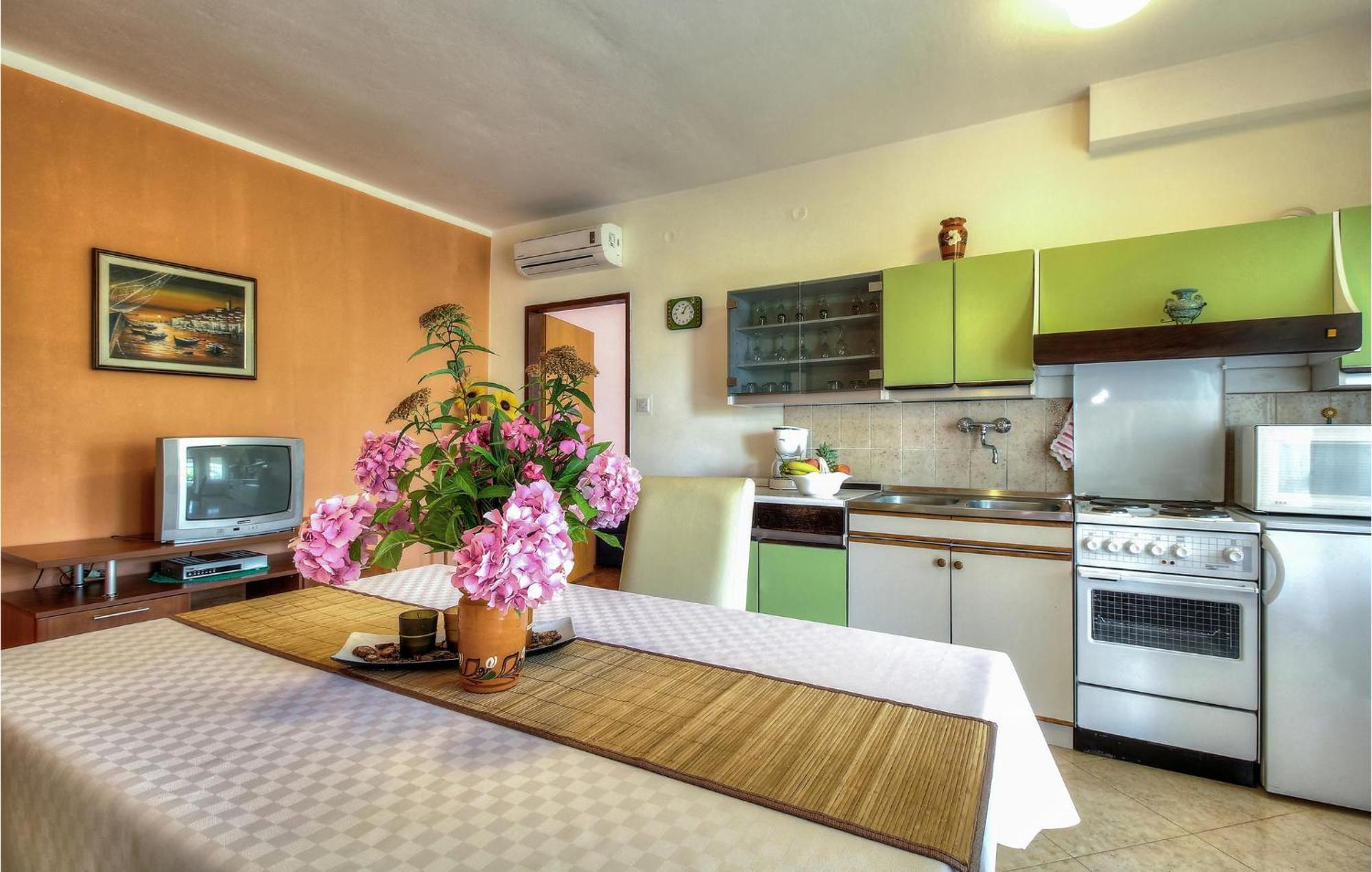 Amazing Apartment In Porec With Wifi Extérieur photo