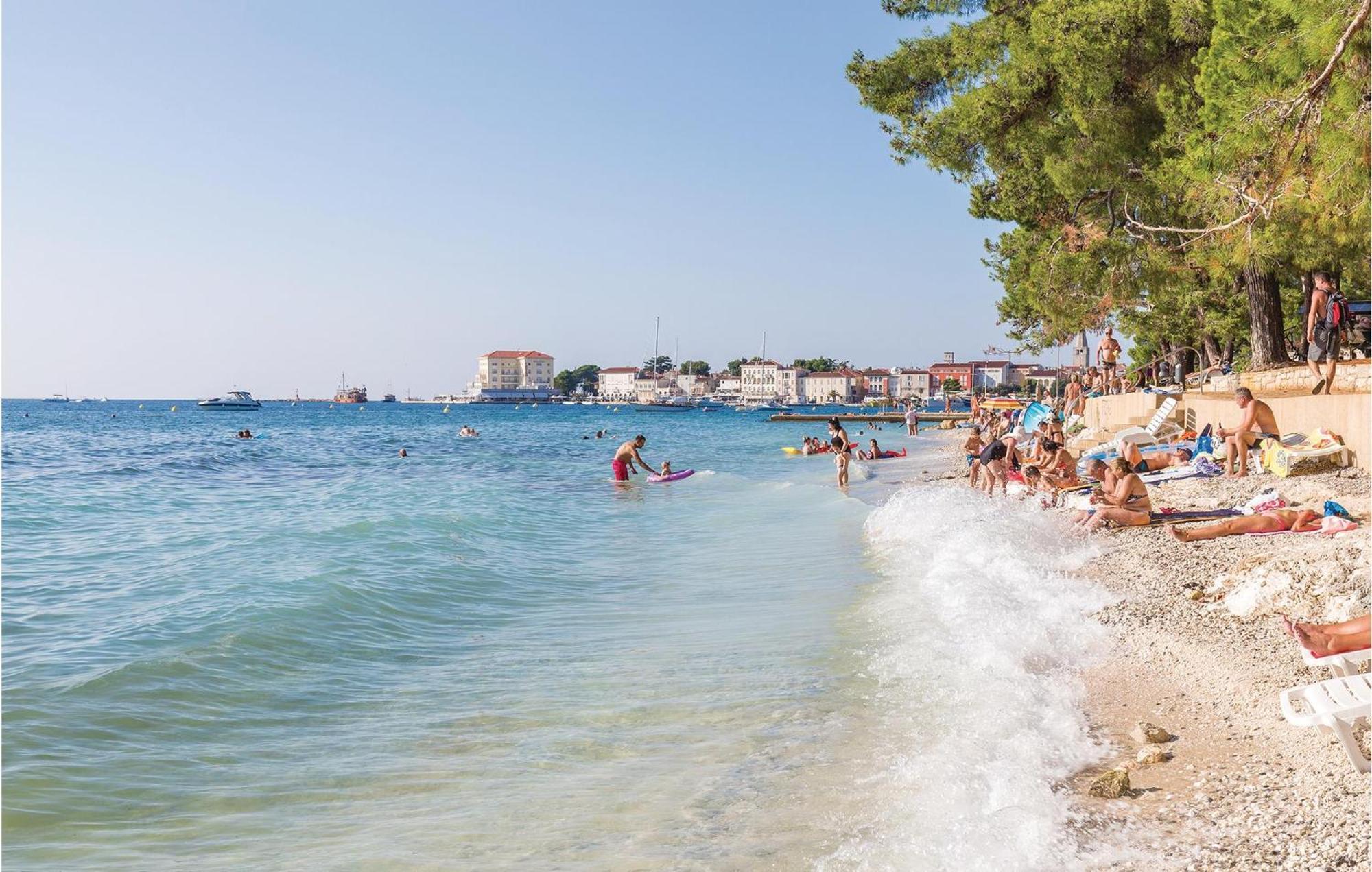 Amazing Apartment In Porec With Wifi Extérieur photo