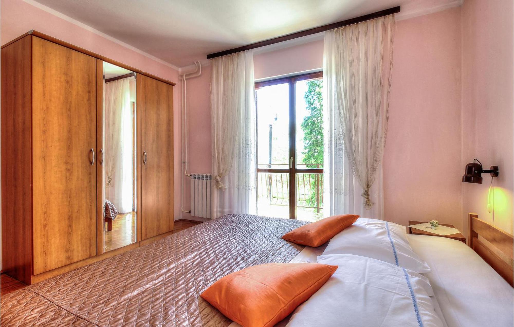 Amazing Apartment In Porec With Wifi Extérieur photo